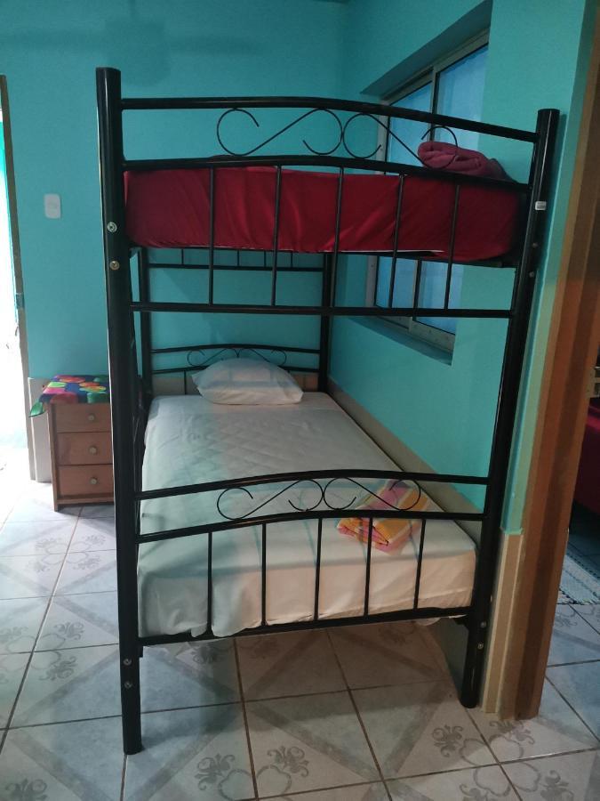 Cabinas Mitchaelle'S Puerto Viejo de Talamanca Eksteriør bilde