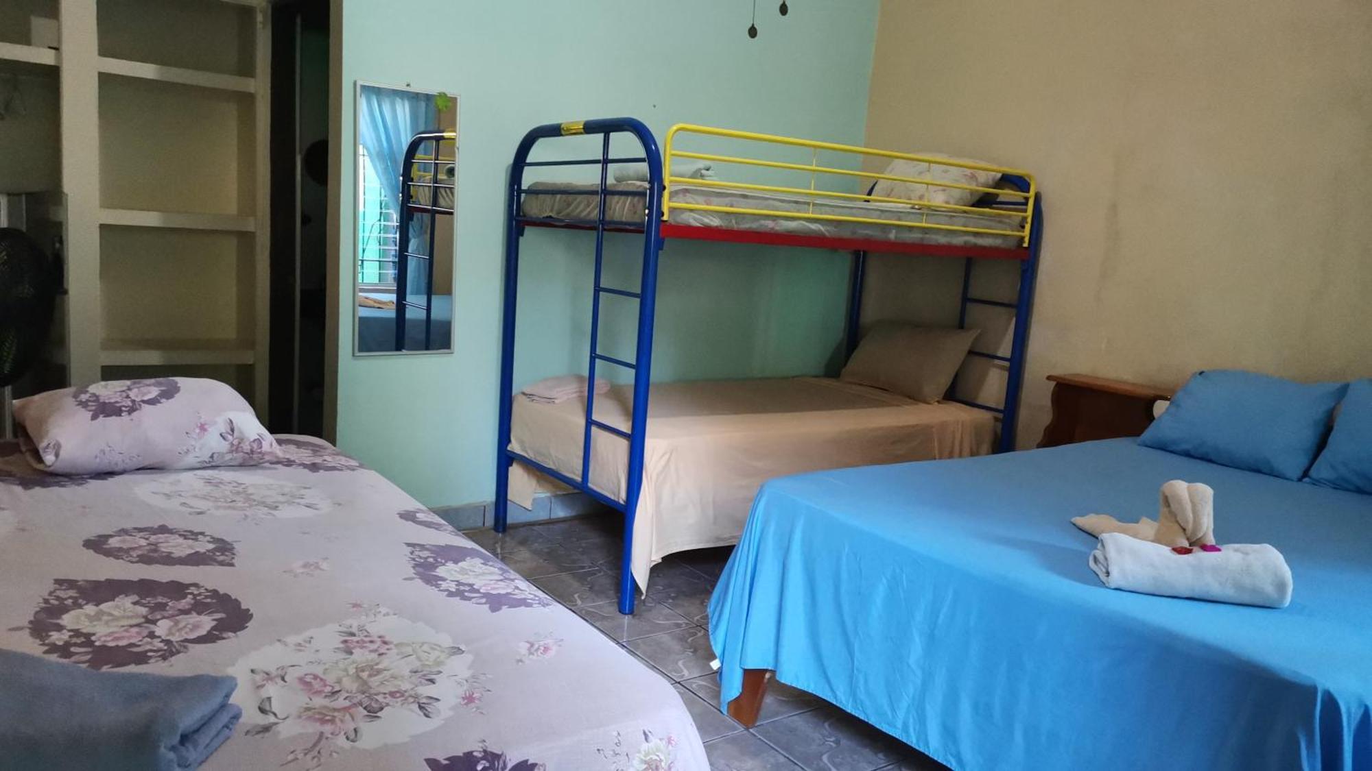 Cabinas Mitchaelle'S Puerto Viejo de Talamanca Eksteriør bilde